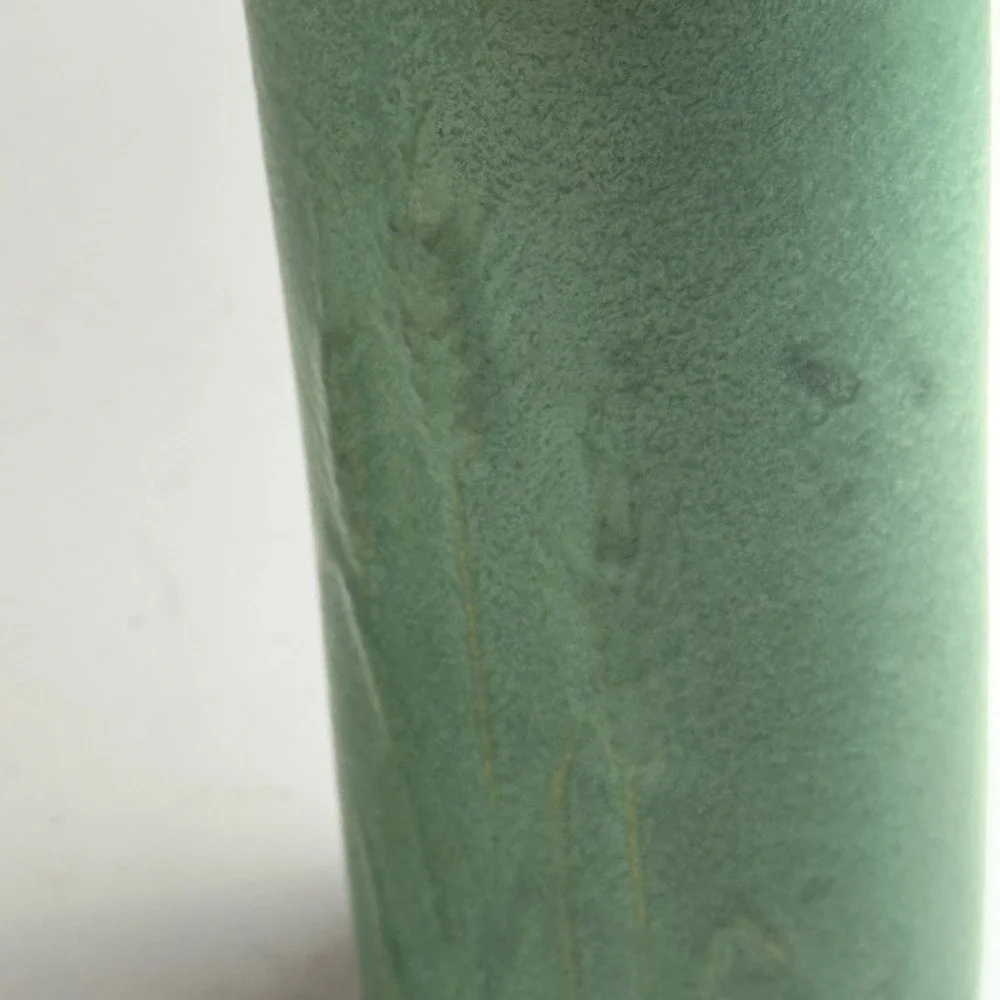 Rosemeade Pottery Wheat Motif Vase Shaded Green North Dakota ND Vintage 5.5in